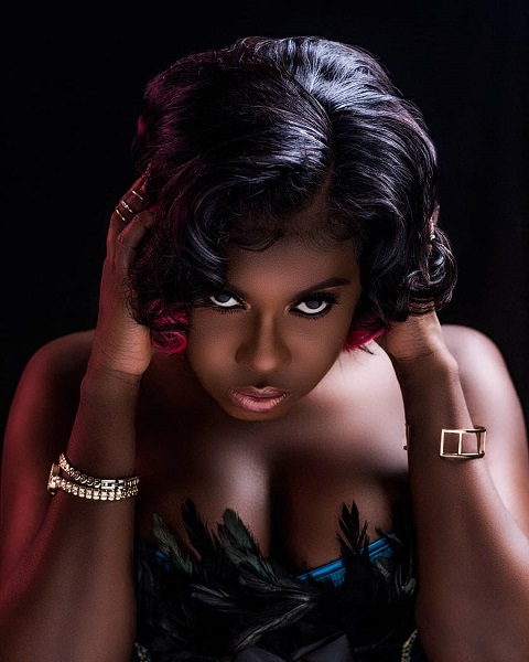 Niniola