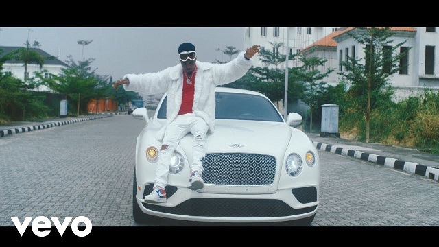 Skiibii Daz How Star Video
