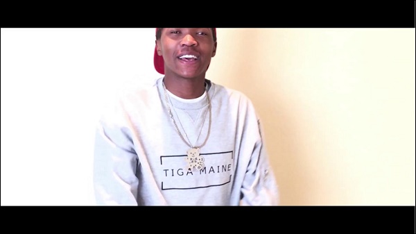 Tiga Maine Barz On Fleek video