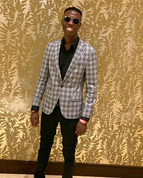 J.Derobie
