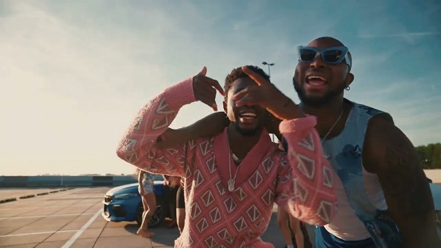 King Promise 10 Toes Video