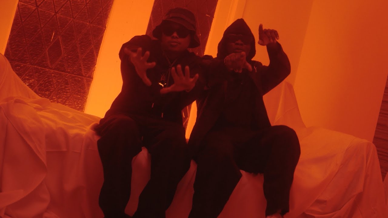 Blxckie – Sneaky ft. A-Reece (Video)
