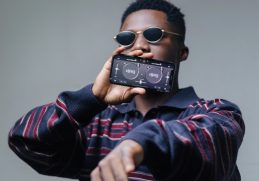 Meet DJ iPhone, New Ghanian Disc Jockey Lifting The Bars With Mobile Phone