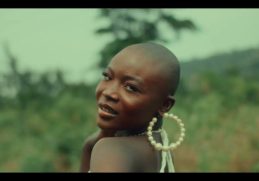 Bisa Kdei – Complete Man ft Camidoh (Video)